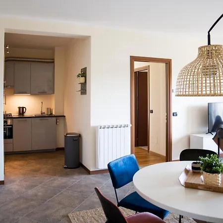 Residenza La Corte Visconti Apartamento *