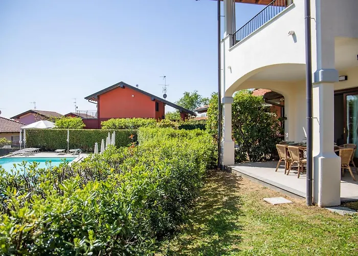 Residenza La Corte Visconti מאסינו ויסקונטי