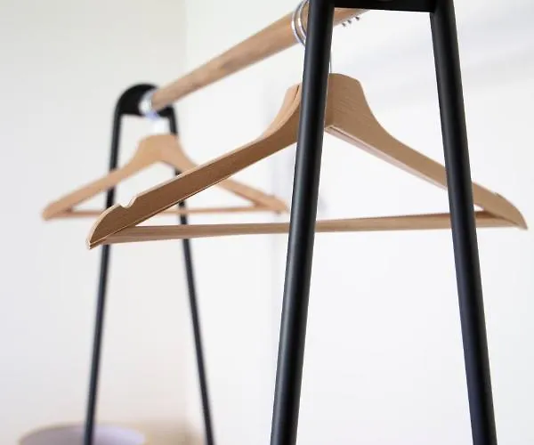 Residenza La Corte Visconti מאסינו ויסקונטי